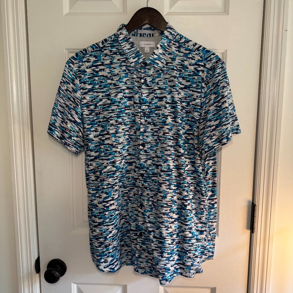 Calvin Klein Abstract Short Sleeve Button Down Shirt